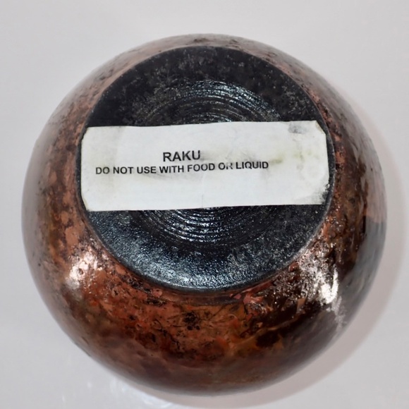 Raku Pottery Vase Iridescent Signed 6" Tall x 6" dia beautifully crafted - Picture 9 of 13